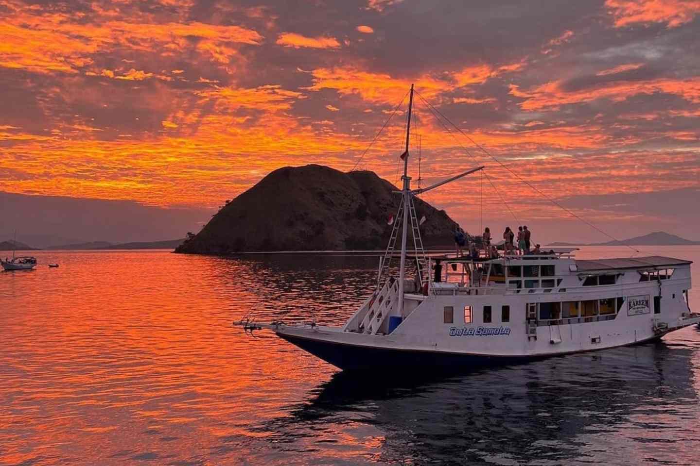 one day trip labuan bajo